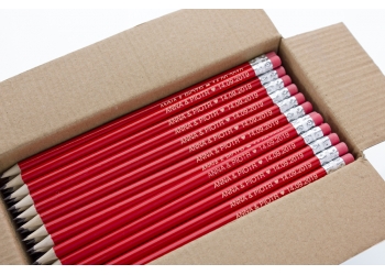 ołówki czerwone - personalizowane 